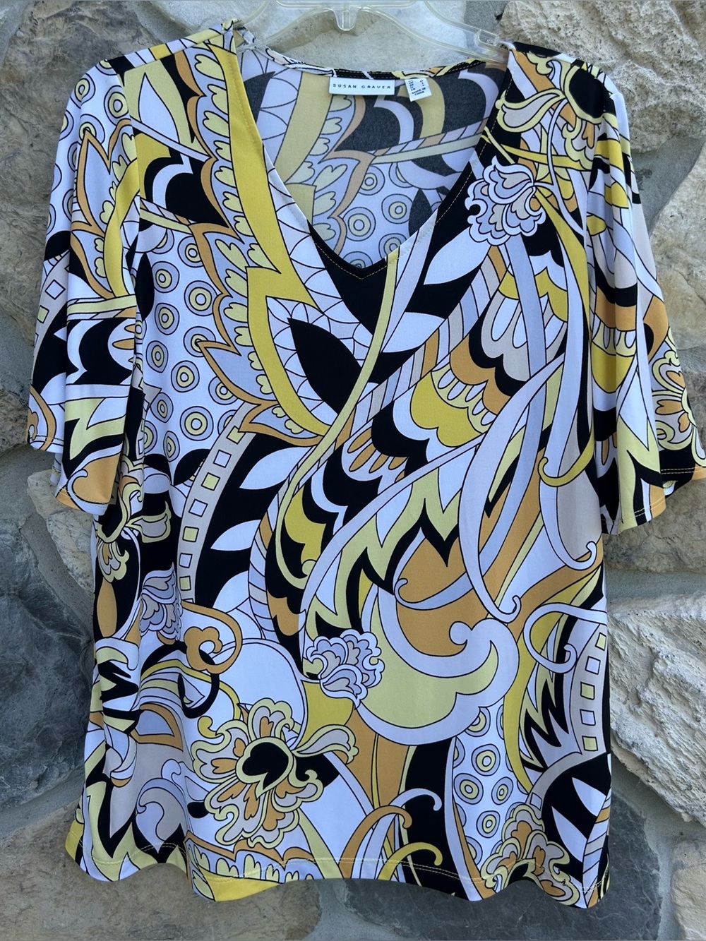 Susan Graver Liquid Knit Blouse Top Size M Yellow Artsy Retro Floral Botanical